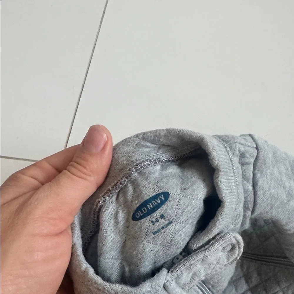 Old navy Quilted baby One Piece Cozy Gray 3/6m